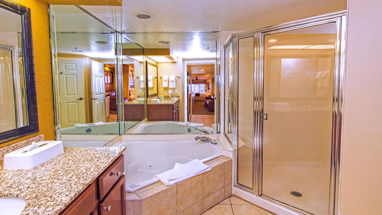 Stunning Condo Near Universal Studios Williamsburg Esterno foto